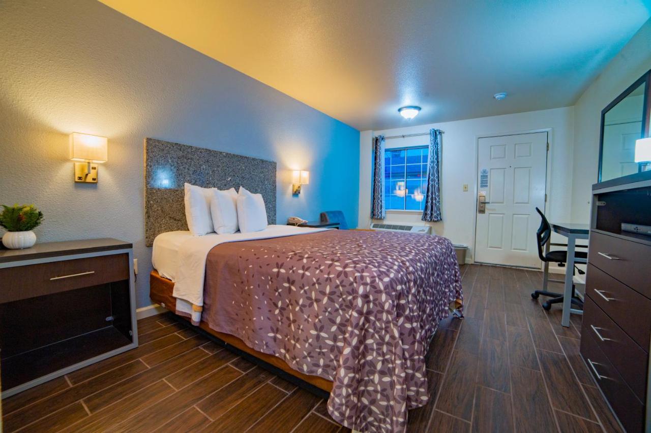 Turlock Inn Екстер'єр фото