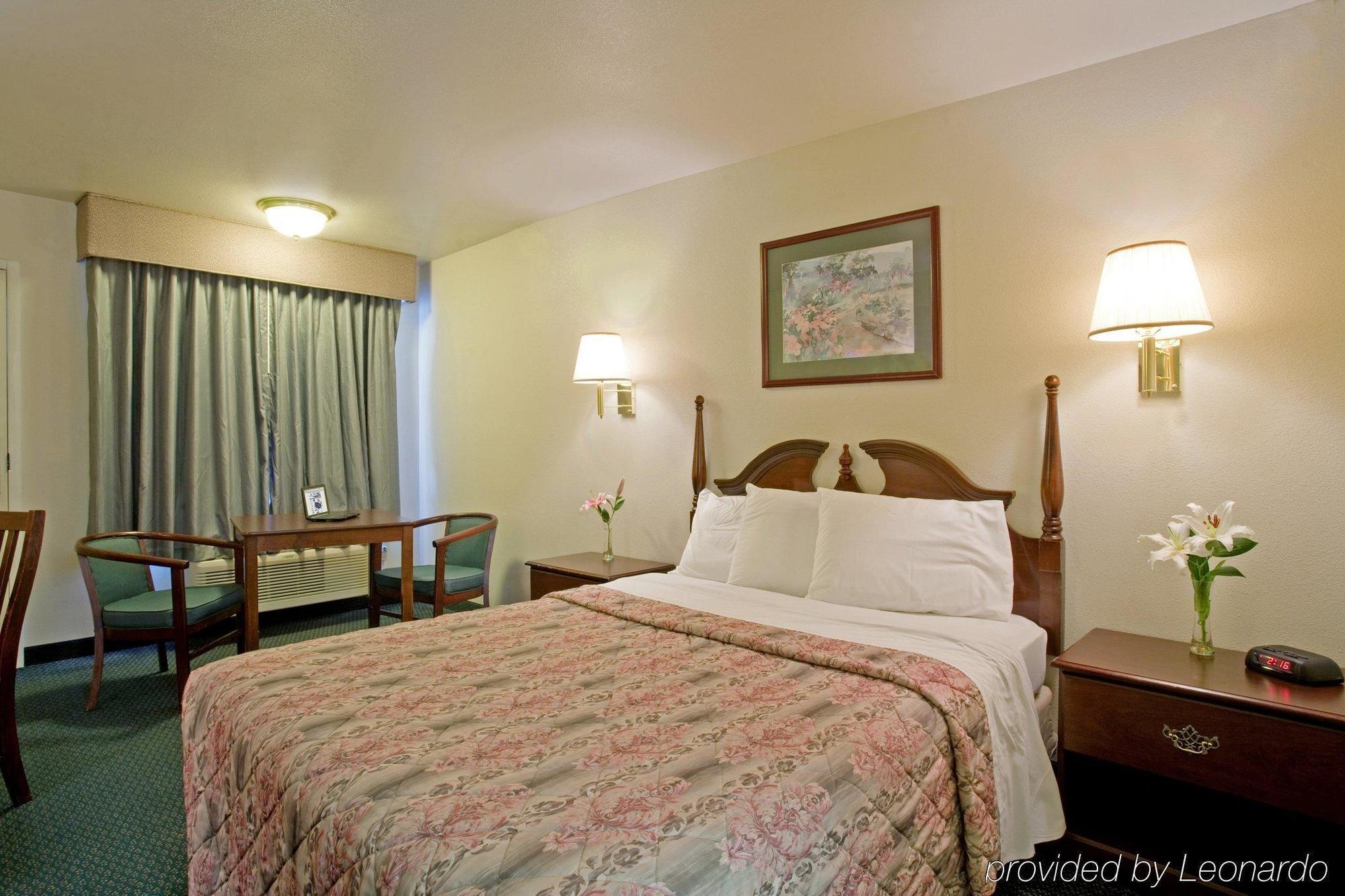 Turlock Inn Номер фото
